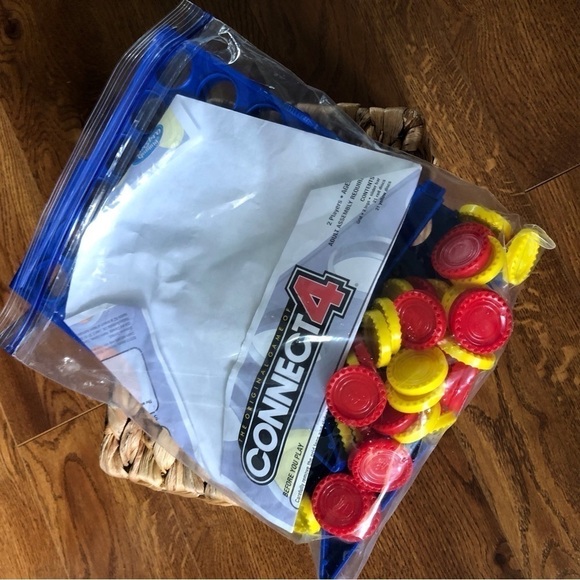 Connect 4 game - Picture 2 of 2